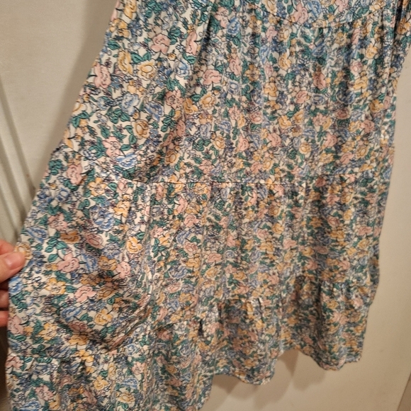 Old Navy Multicolor Floral Tiered Swing Dress Sz M Summer Vacation Cottagecore - Picture 4 of 7